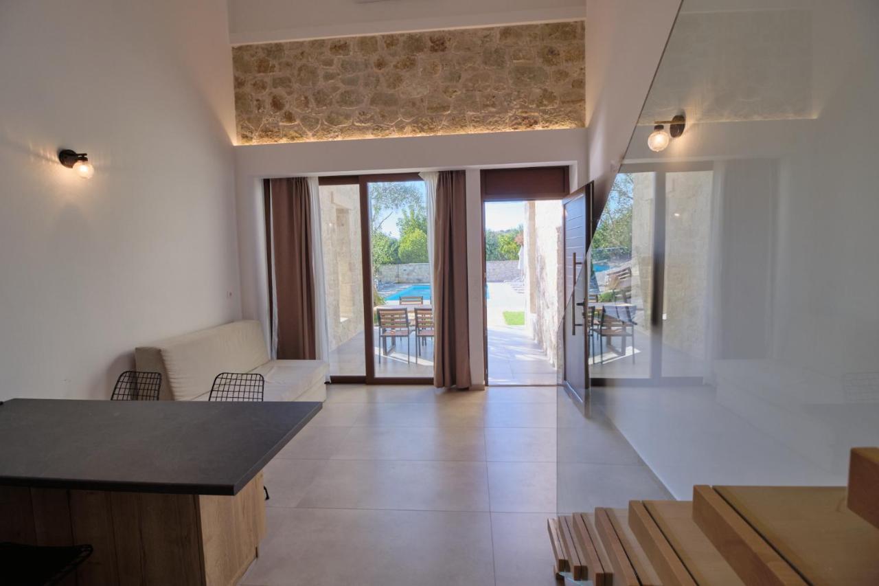 Zefiros Luxury Apartments Sívota Buitenkant foto