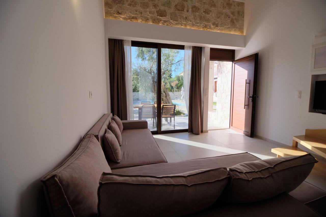 Zefiros Luxury Apartments Sívota Buitenkant foto