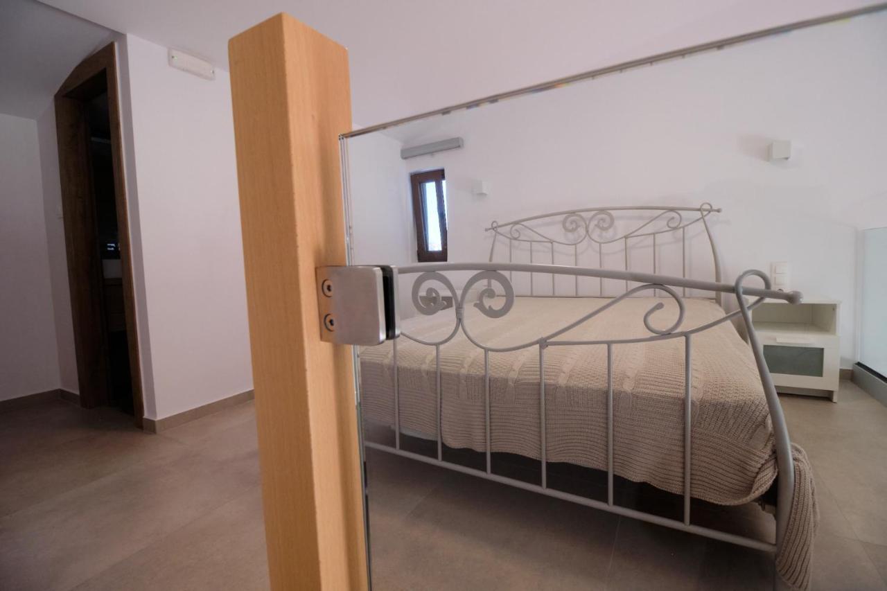 Zefiros Luxury Apartments Sívota Buitenkant foto