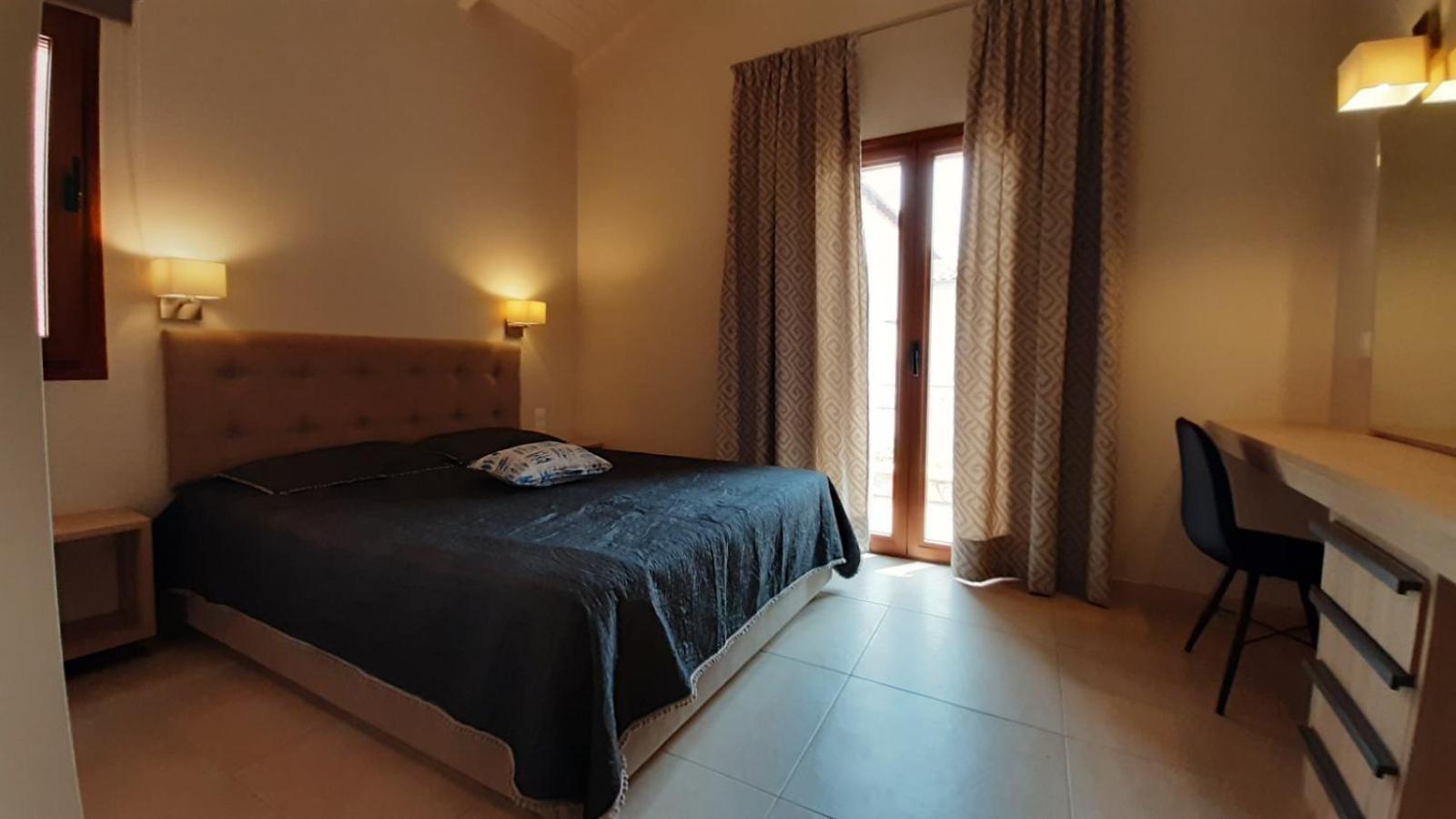 Zefiros Luxury Apartments Sívota Buitenkant foto